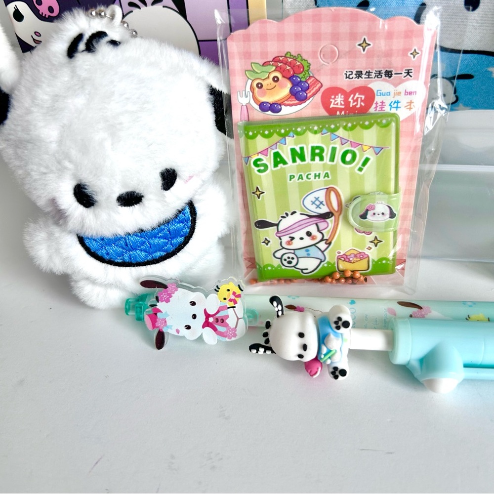 💙(POCH320) Pochacco Adorable 8-Piece Pencil Case Mini Bundle! - Picture 7 of 9